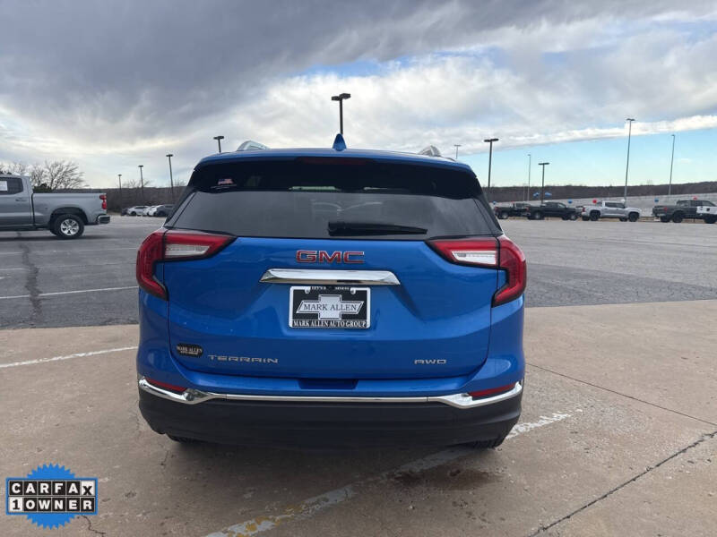 2024 GMC Terrain SLT