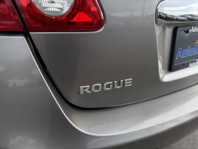 2011 Nissan Rogue S