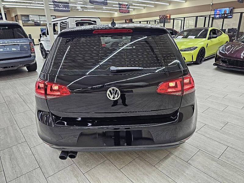 2016 Volkswagen Golf