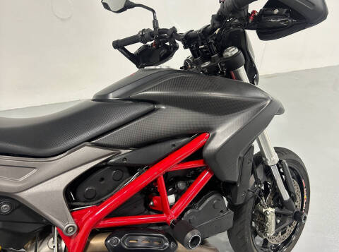 2015 Ducati Hypermotard