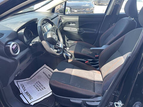 2020 Nissan Versa SR