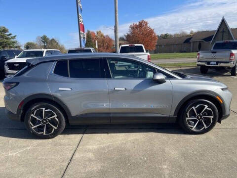 2026 Chevrolet Equinox EV LT 2