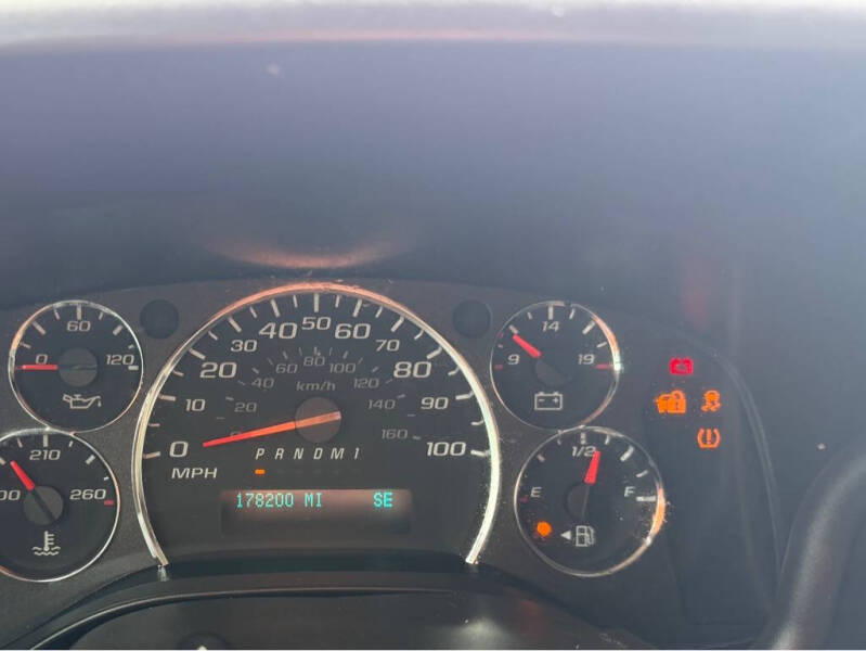 2022 Chevrolet Express 2500