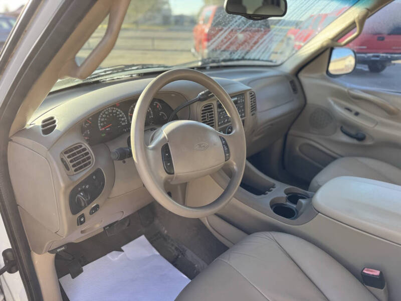 2002 Ford Expedition XLT