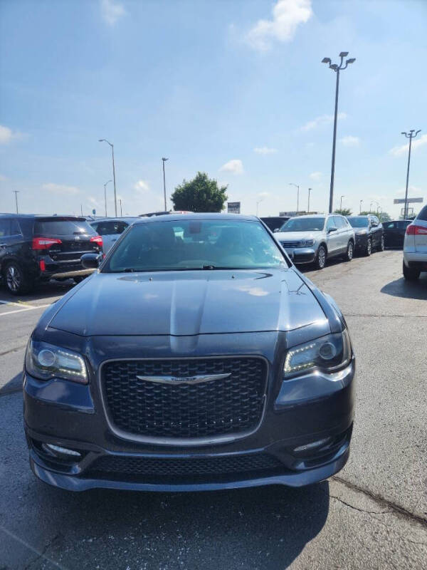 2017 Chrysler 300 S