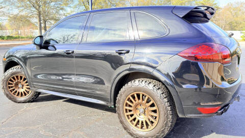 2013 Porsche Cayenne GTS
