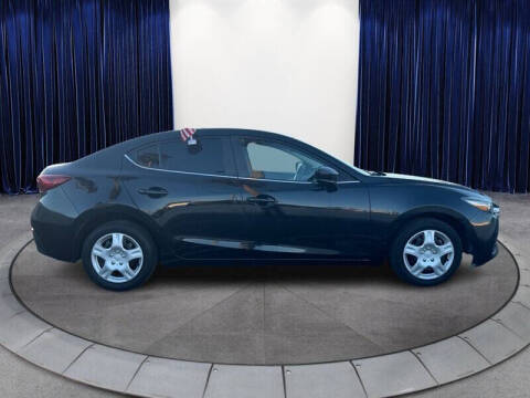 2017 Mazda MAZDA3 Touring