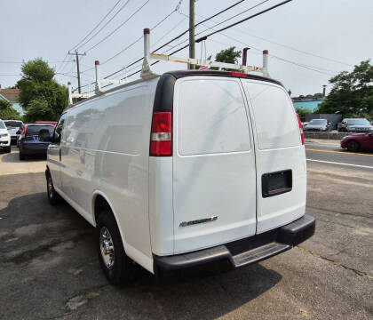 2017 Chevrolet Express 2500