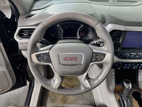 2017 GMC Acadia SLE-2