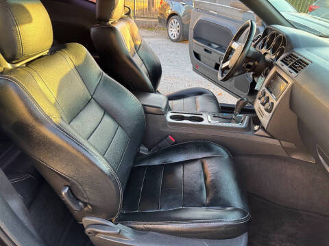 2010 Dodge Challenger SE