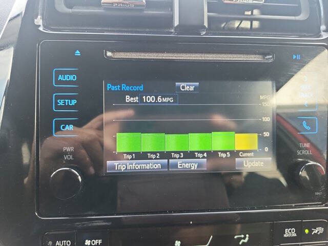 2019 Toyota Prius LE