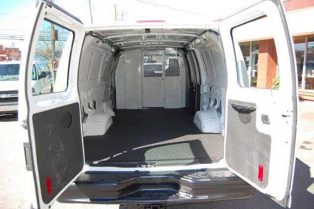 2013 Ford E-Series E-350 SD