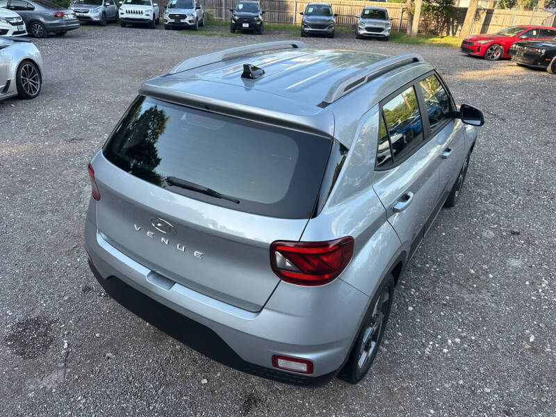 2021 Hyundai Venue SEL