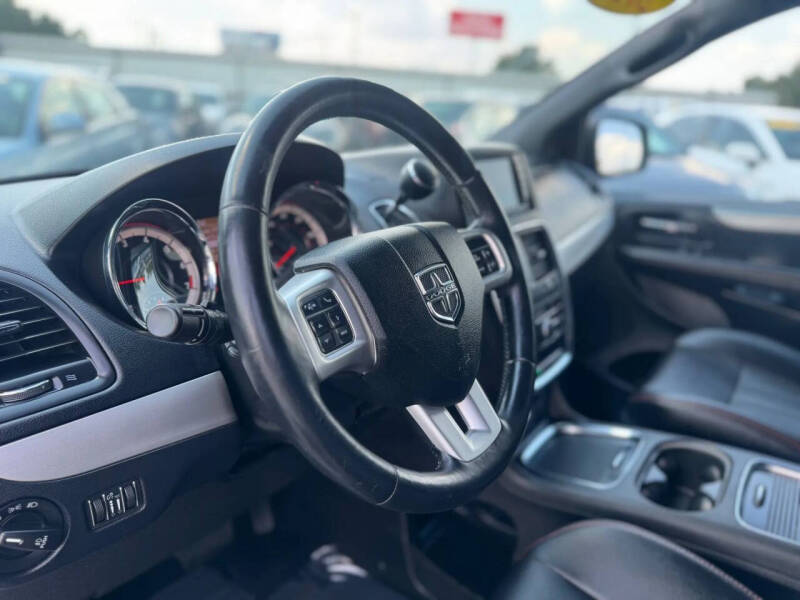 2015 Dodge Grand Caravan R/T