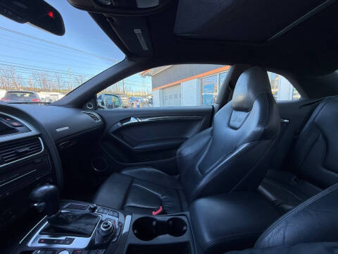 2011 Audi S5 4.2 quattro Prestige