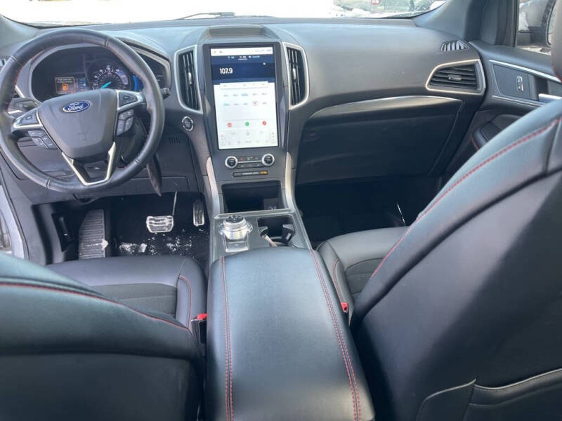 2022 Ford Edge ST-Line