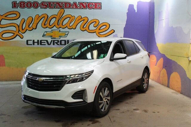 Used 2022 Chevrolet Equinox LT with VIN 3GNAXUEV0NS205577 for sale in Grand Ledge, MI