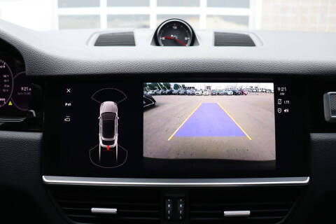 2022 Porsche Cayenne Coupe Platinum Edition