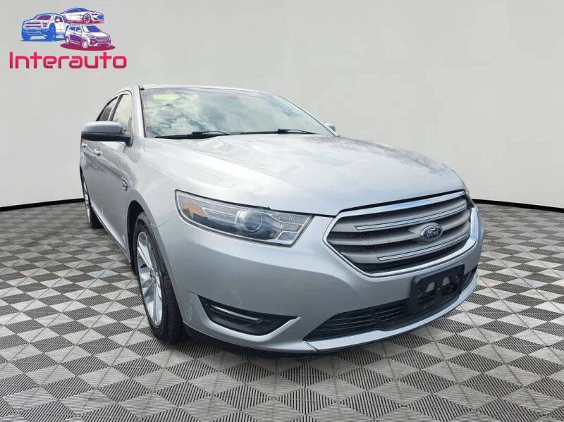 2017 Ford Taurus SEL