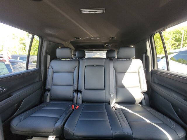 2024 Chevrolet Suburban LS