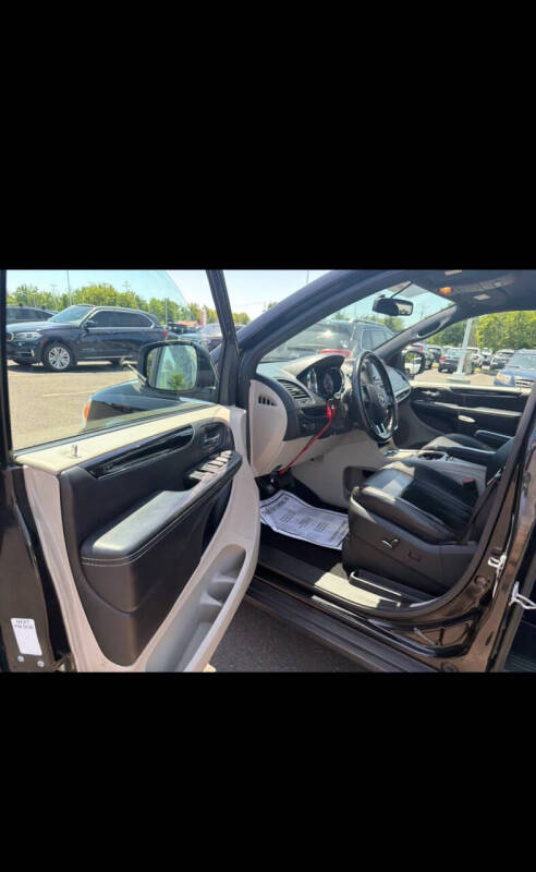 2017 Dodge Grand Caravan SXT