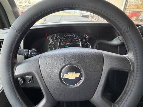 2017 Chevrolet Express 2500