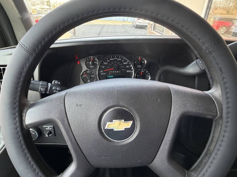 2017 Chevrolet Express 2500