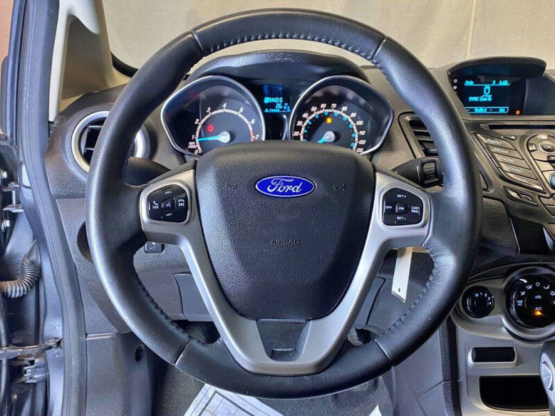 2016 Ford Fiesta SE