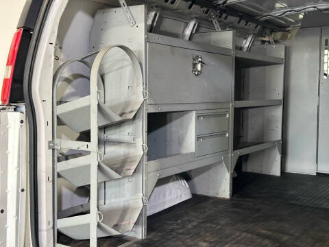 2017 Chevrolet Express 2500