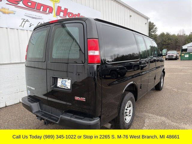 2022 GMC Savana 2500