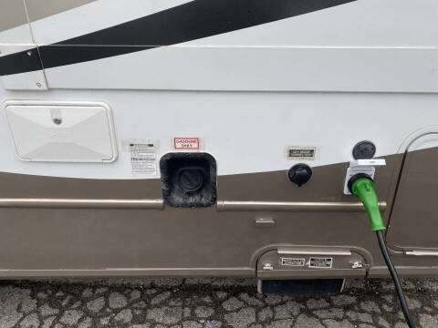 2014 Ford E-Series E-450 SD