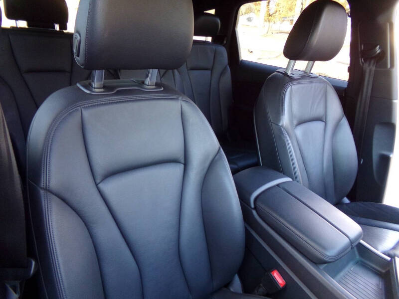 2017 Audi Q7 2.0T quattro Premium Plus