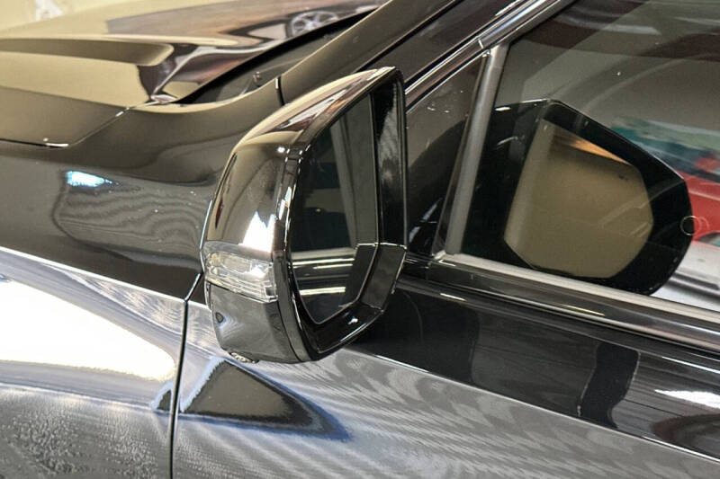 2023 Cadillac Escalade-V