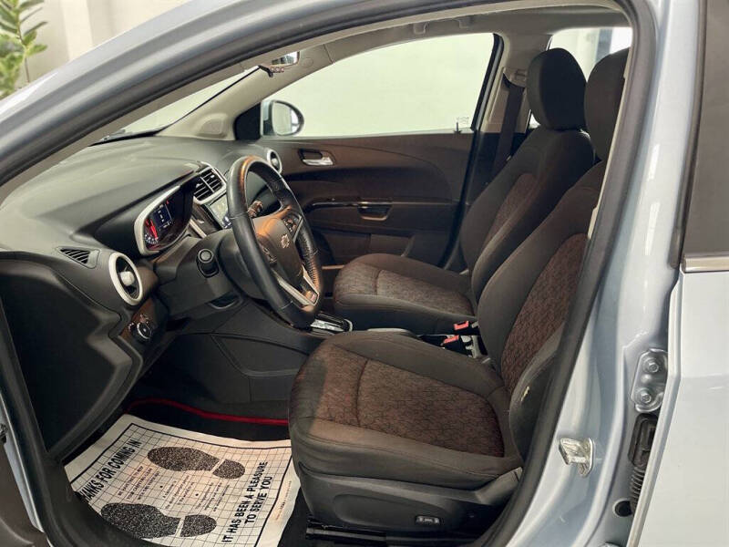 2018 Chevrolet Sonic LT Auto