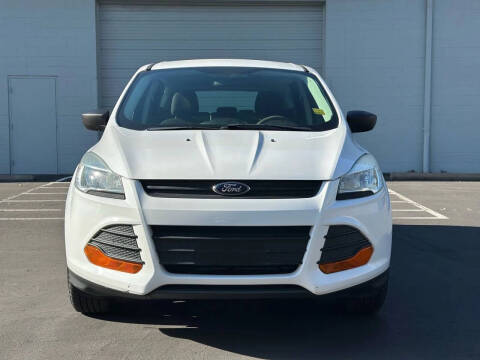 2014 Ford Escape S