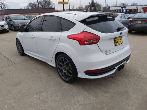 2016 Ford Focus ST