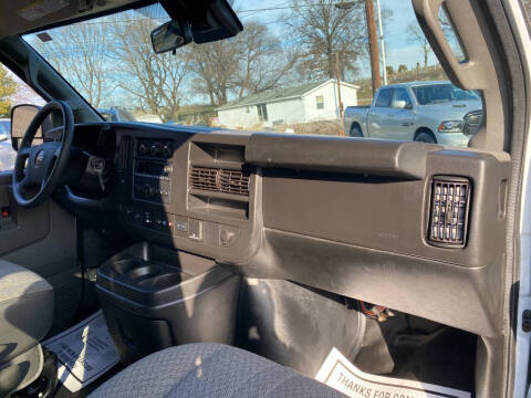 2020 GMC Savana LT 3500