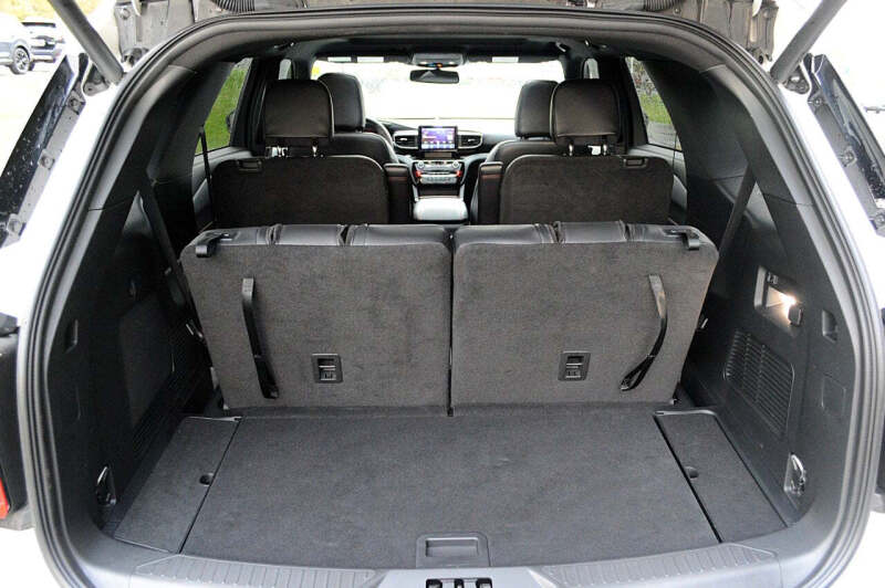 2024 Ford Explorer ST-Line