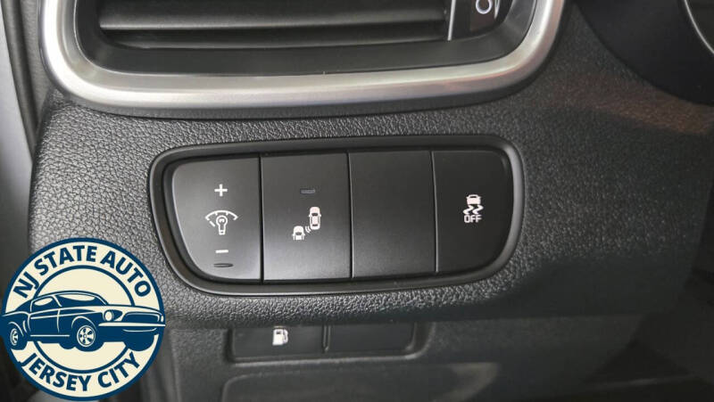 2019 Kia Sorento S V6