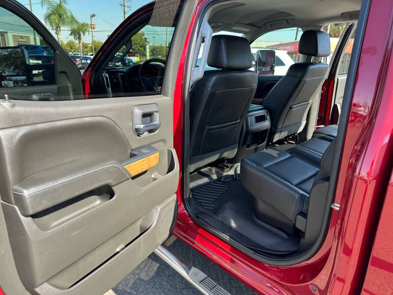 2018 Chevrolet Silverado 1500 LTZ photo 20