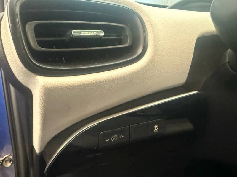 2016 Toyota Prius Two