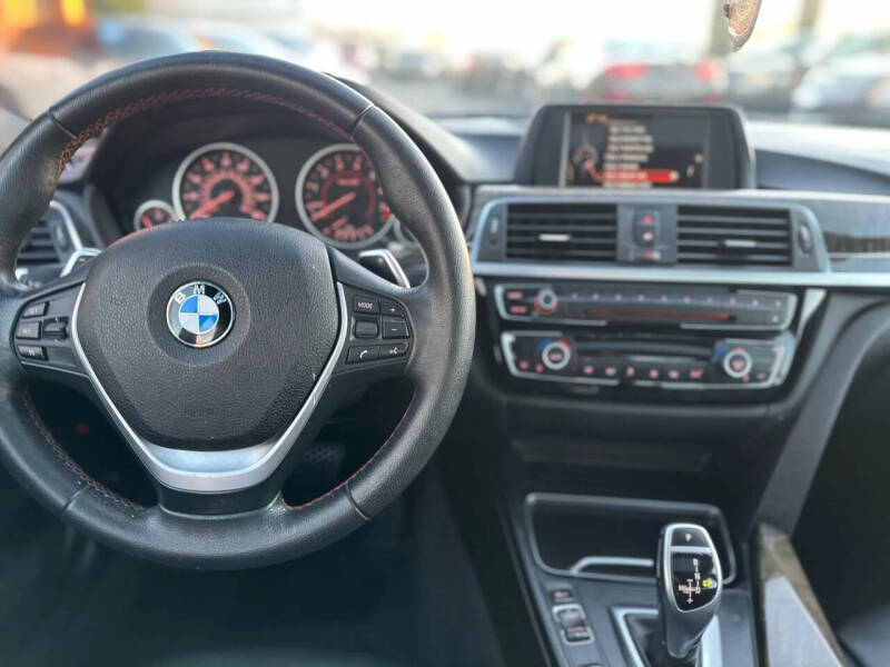 2016 BMW 3 Series 328i