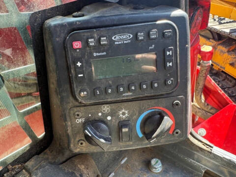 2024 Takeuchi TL12R2
