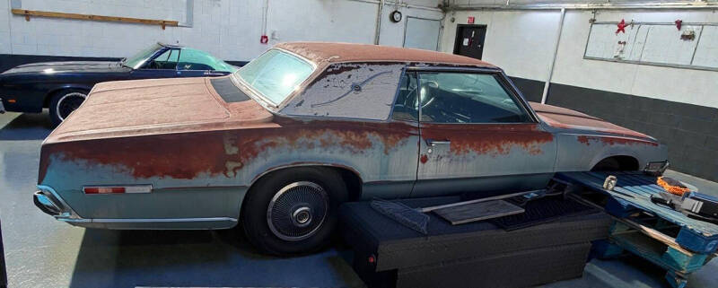 1968 Ford Thunderbird