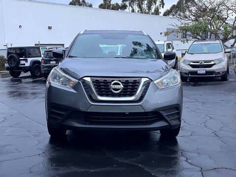 2019 Nissan Kicks S