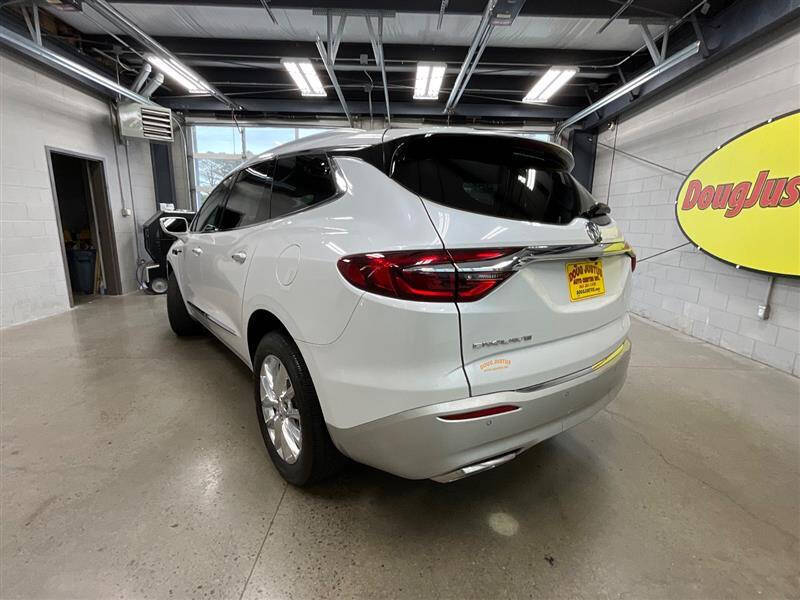 2020 Buick Enclave Essence