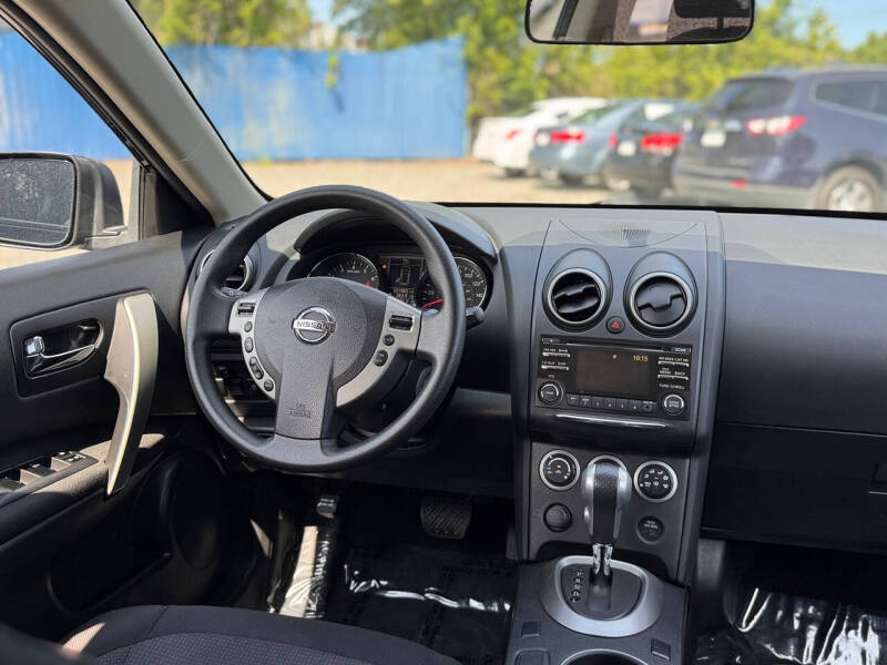 2013 Nissan Rogue SV