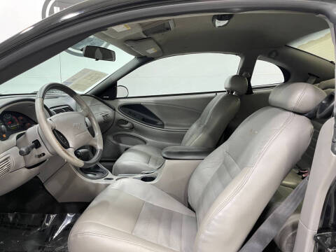 2003 Ford Mustang