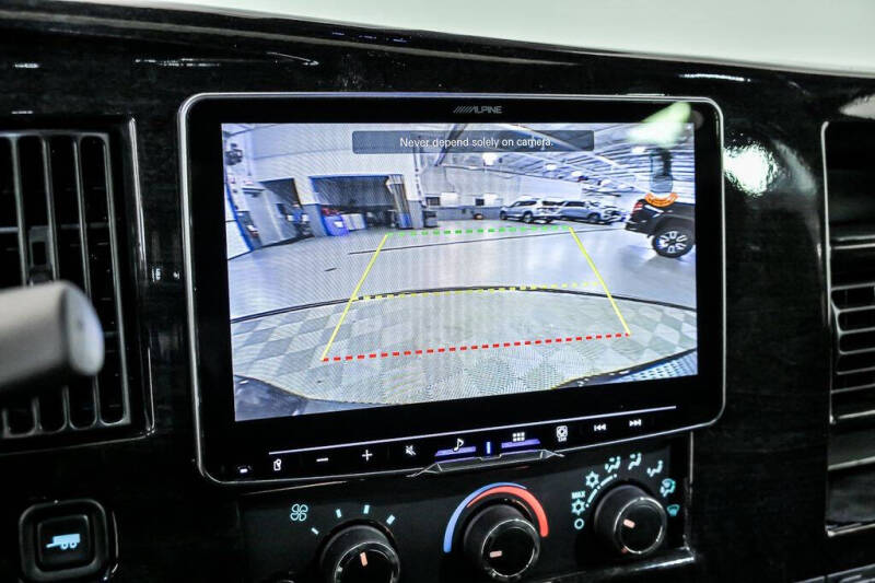 2026 GMC Savana 2500