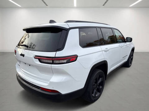 2022 Jeep Grand Cherokee L Altitude